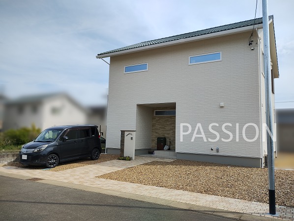 kitamuki-shinchiku-gaikou-genkan-approach