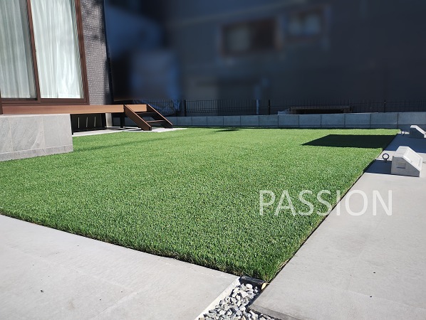 iwata-gaikou-jinkoushiba-niwa iwata-gaikou-jinkoushiba-niwa