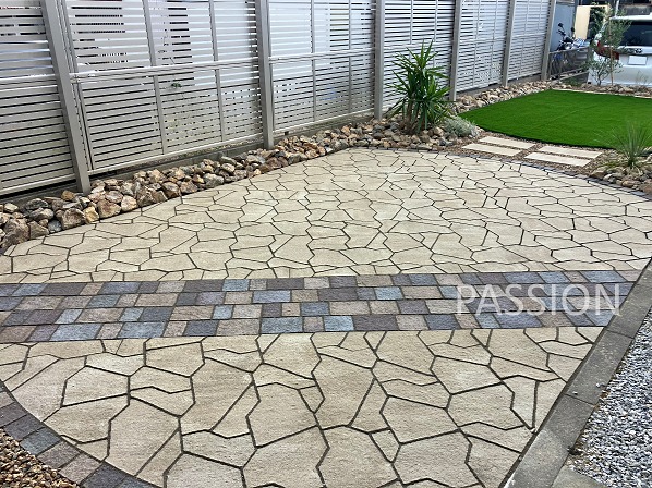 calmstone_poldbrick_accent_garden-approach_01 calmstone_poldbrick_accent_garden-approach_01
