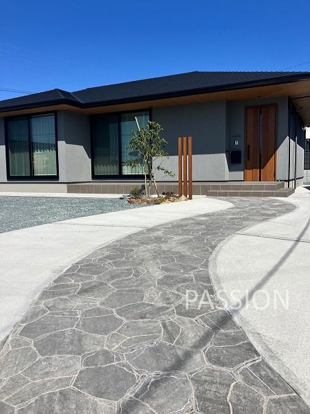 unison-teena_agegray_s-curve-approach_01 unison-teena_agegray_s-curve-approach_01