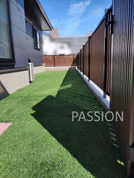 private-garden-artificial-grass-fence private-garden-artificial-grass-fence